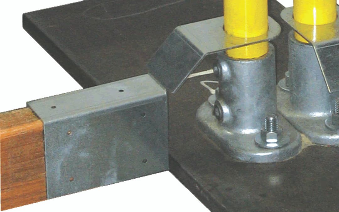 Guardian 15184 Short Rail Bracket Toeboard Attachment | Western Safety ...